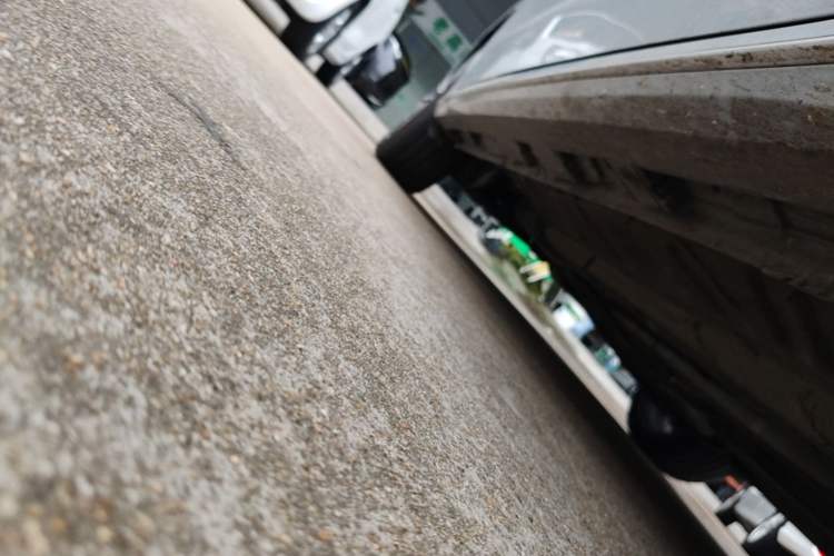 Used Chery Arrizo 8 2024 1.6T DCT Smart Right Side Sill
