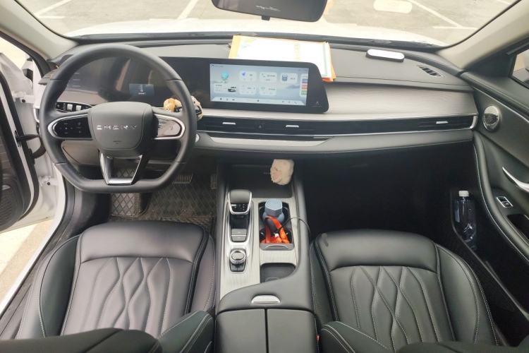 Used Chery Arrizo 8 2024 1.6T DCT Smart Center Console