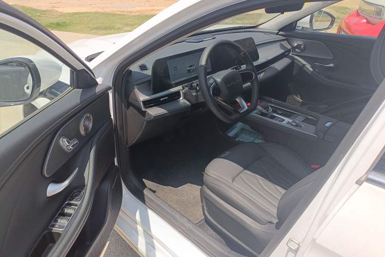 Used Chery Arrizo 8 2024 1.6T DCT Smart Driver Seat