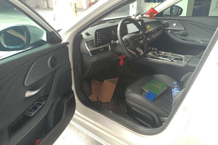 Used Chery Arrizo 8 2024 1.6T DCT Excellence Edition Driver Seat