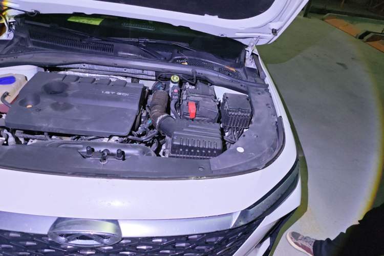 Used Chery Arrizo 8 2024 1.6T DCT Excellence Edition Engine Bay Left