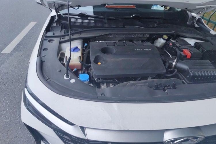 Used Chery Arrizo 8 2024 1.6T DCT Smart Engine Bay Right