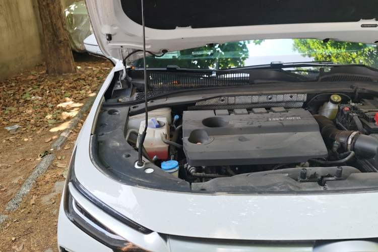 Used Chery Arrizo 8 2024 1.6T DCT Smart Engine Bay Right