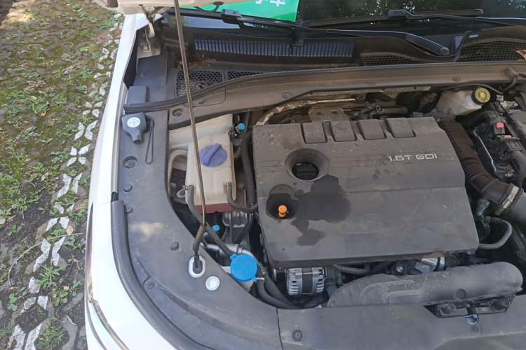 Used Chery Arrizo 8 2024 1.6T DCT Rui Engine Bay Right