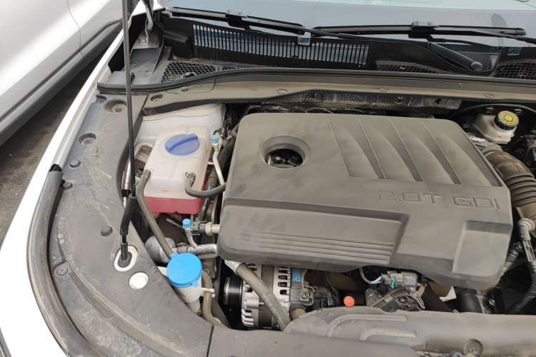 Used Chery Arrizo 8 2024 High-Energy Edition 2.0T Automatic Yu+ Engine Bay Right