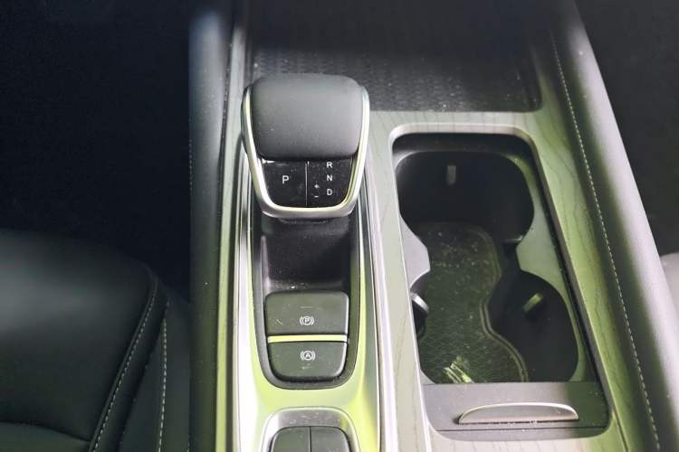 Used Chery Arrizo 8 2024 1.6T DCT Smart Gear Lever