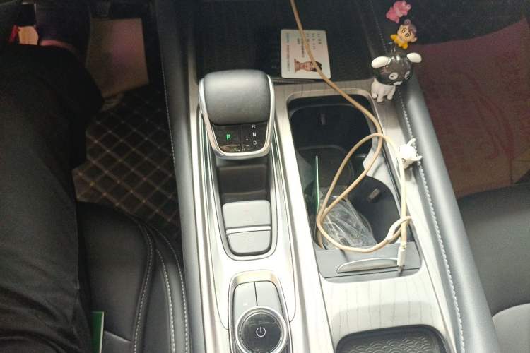 Used Chery Arrizo 8 2024 1.6T DCT Excellence Edition Gear Lever