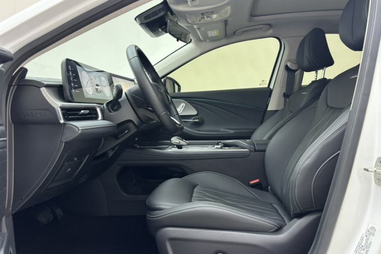 Used Chery Arrizo 8 2024 1.6T DCT Rui Interior 1