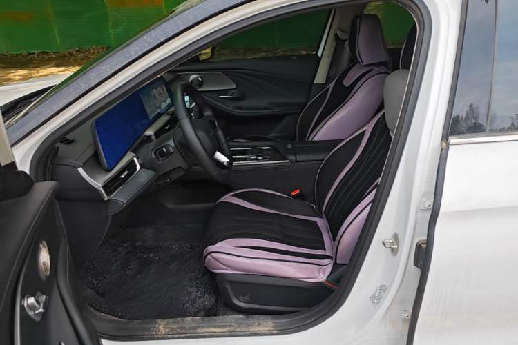 Used Chery Arrizo 8 2024 1.6T DCT Smart Left Front Seat