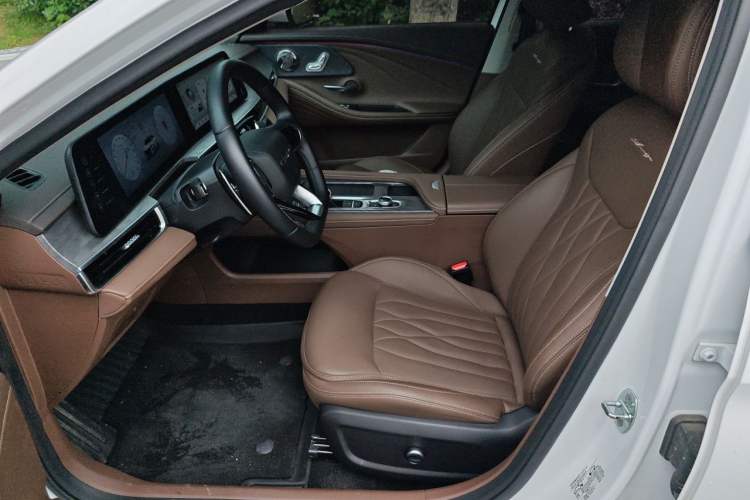 Used Chery Arrizo 8 2024 High-Performance Edition 2.0T DCT Imperial Left Front Seat