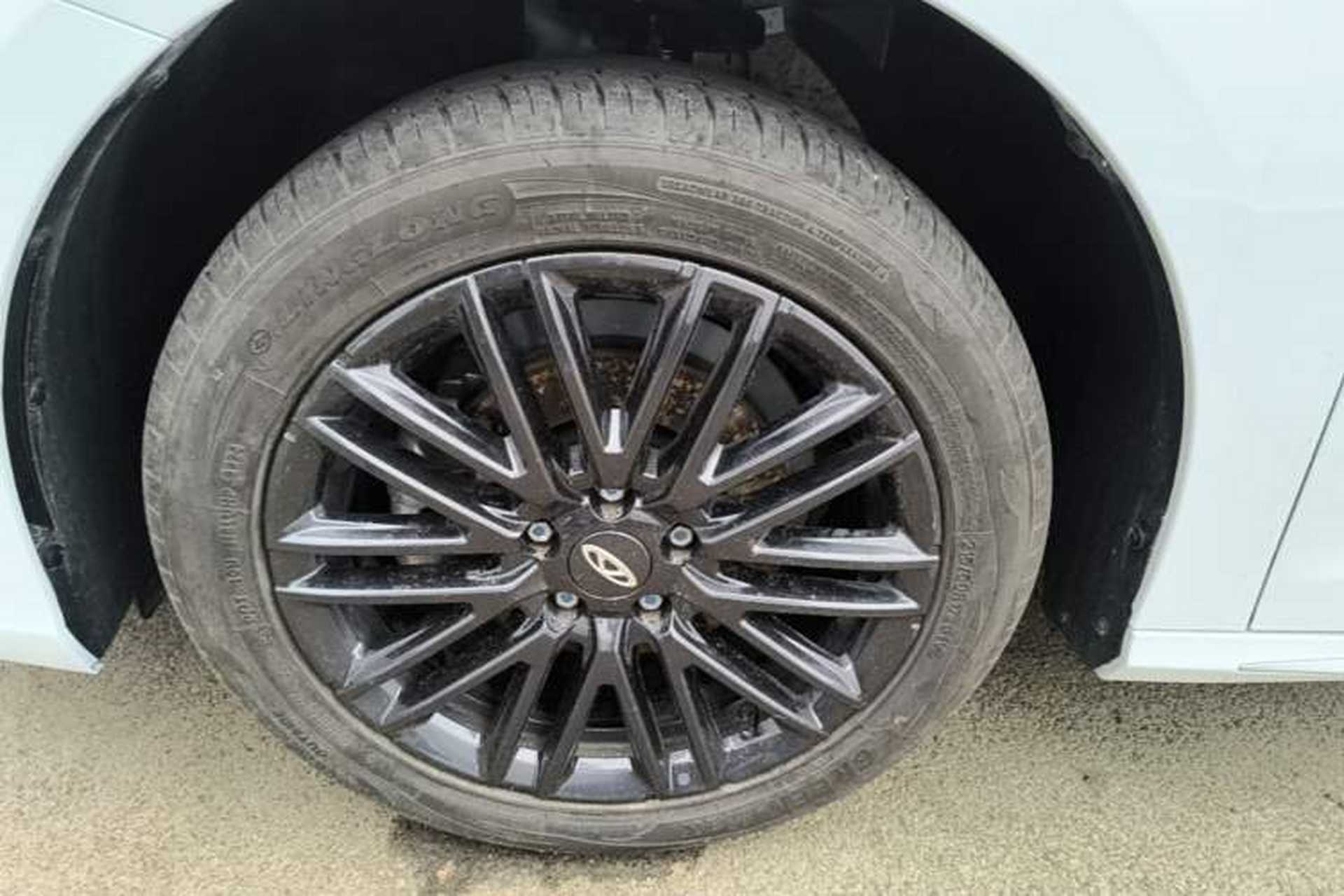 Used Chery Arrizo 8 2024 1.6T DCT Excellence Edition Left Front Wheel Hub