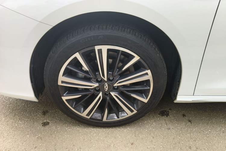 Used Chery Arrizo 8 2024 1.6T DCT Rui Left Front Wheel Hub