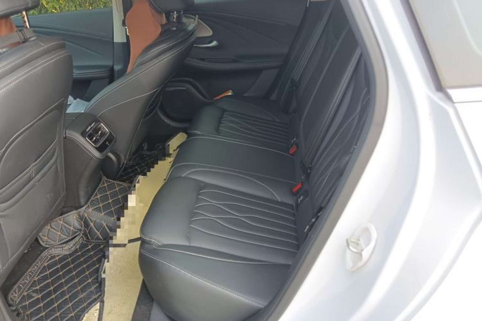 Used Chery Arrizo 8 2024 1.6T DCT Smart Left Rear Seat