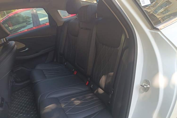 Used Chery Arrizo 8 2024 1.6T DCT Rui Left Rear Seat