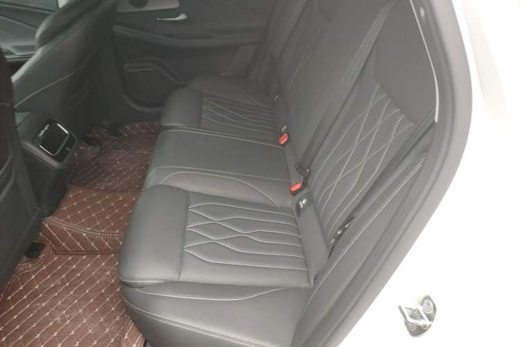 Used Chery Arrizo 8 2024 1.6T DCT Excellence Edition Left Rear Seat