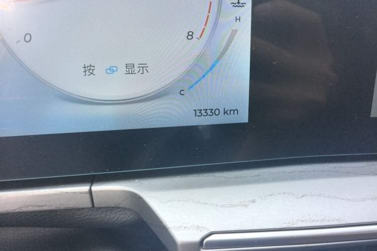 Used Chery Arrizo 8 2024 1.6T DCT Smart Odometer Close Up