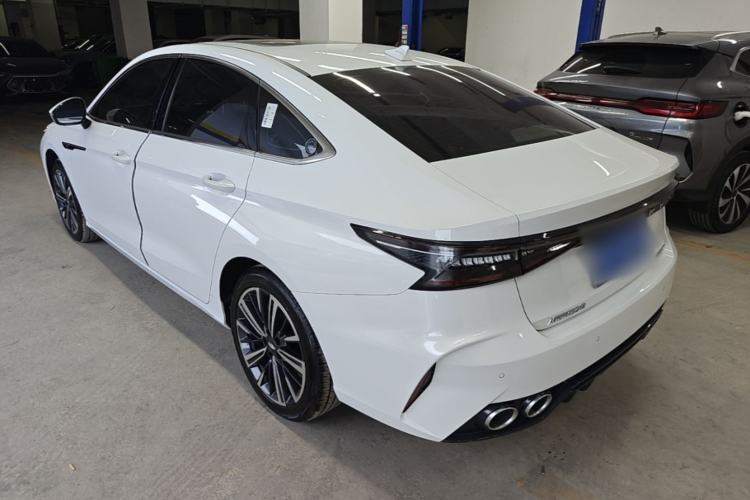 Used Chery Arrizo 8 2024 1.6T DCT Rui Rear Left 45 Deg