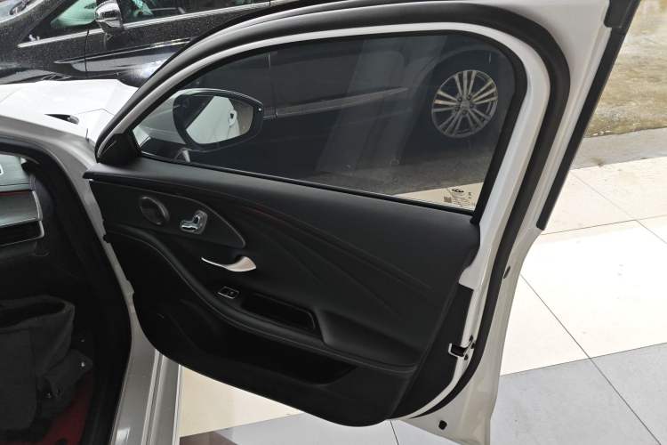Used Chery Arrizo 8 2024 1.6T DCT Rui Right Front Door Interior