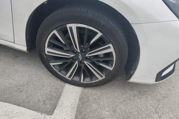 Used Chery Arrizo 8 2024 1.6T DCT Smart Right Front Wheel Hub