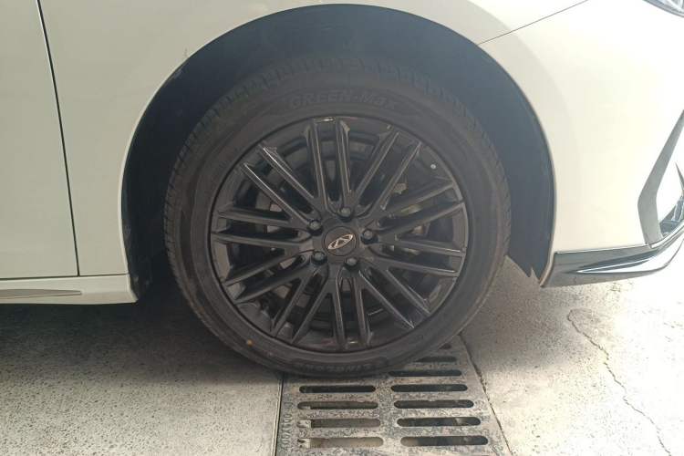 Used Chery Arrizo 8 2024 1.6T DCT Excellence Edition Right Front Wheel Hub