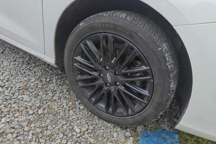 Used Chery Arrizo 8 2024 1.6T DCT Excellence Edition Right Front Wheel Hub