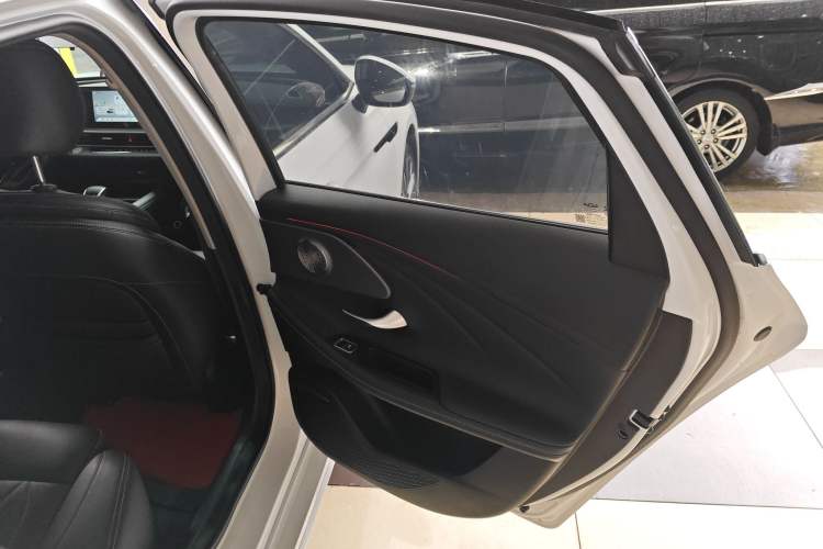 Used Chery Arrizo 8 2024 1.6T DCT Rui Right Rear Door Interior