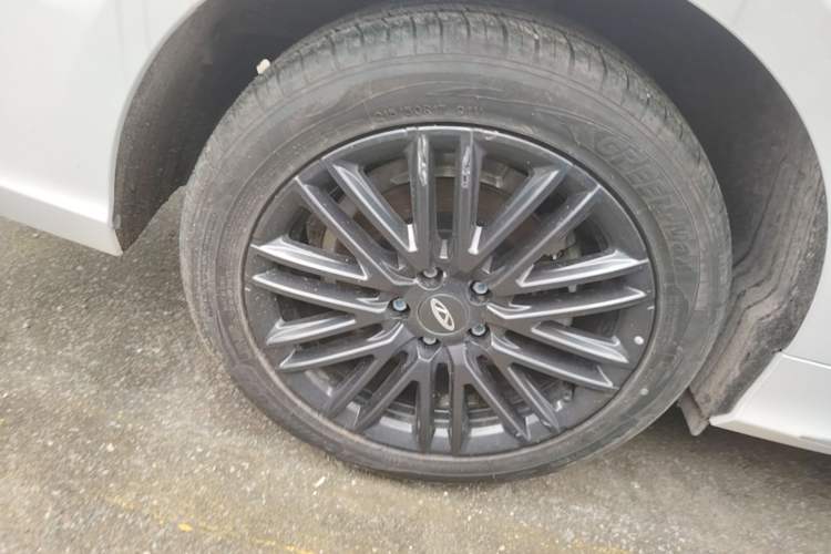 Used Chery Arrizo 8 2024 1.6T DCT Excellence Edition Right Rear Wheel Hub