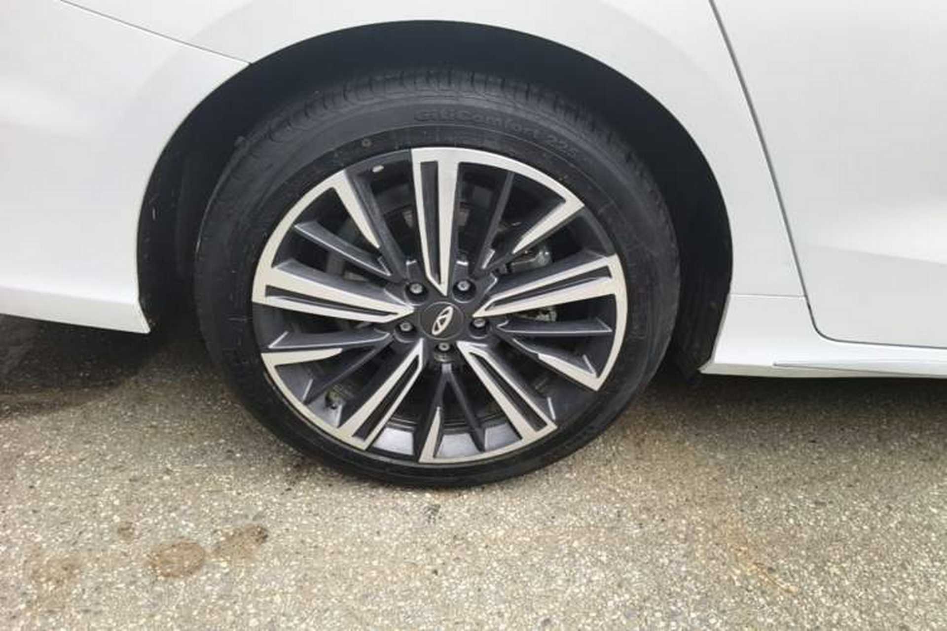 Used Chery Arrizo 8 2024 1.6T DCT Rui Right Rear Wheel Hub