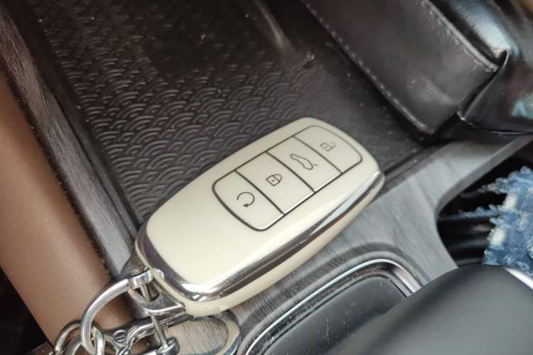 Used Chery Arrizo 8 2024 High-Energy Edition 2.0T Automatic Yu+ Vehicle Key
