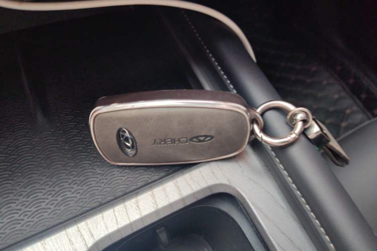 Used Chery Arrizo 8 2024 High-Performance Edition 2.0T DCT Powerfully Tuned Vehicle Key