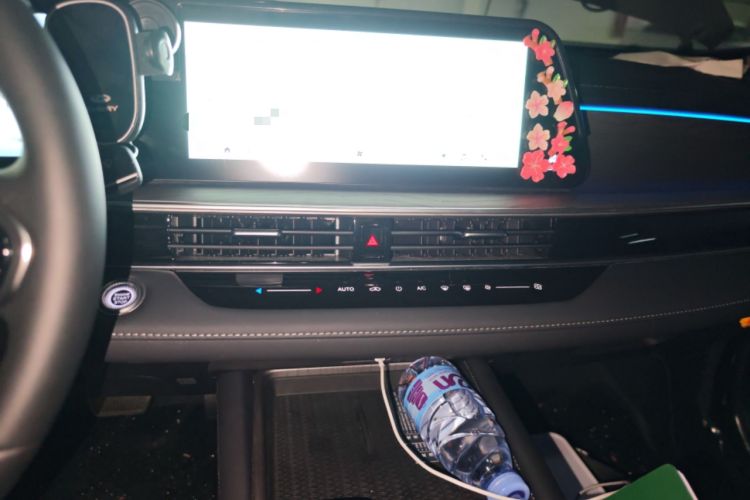 Used Chery Arrizo 8 2025 1.6T DCT Rui Audio And AC Panel