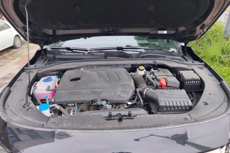 Used Chery Arrizo 8 2025 2.0T DCT Sport Engine Bay