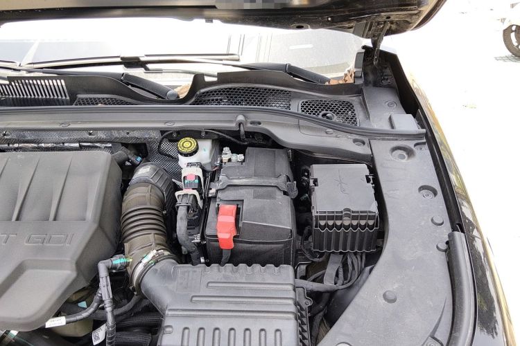 Used Chery Arrizo 8 2025 2.0T DCT Sport Engine Bay Left