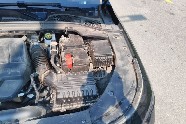 Used Chery Arrizo 8 2025 2.0T DCT Sport Engine Bay Left