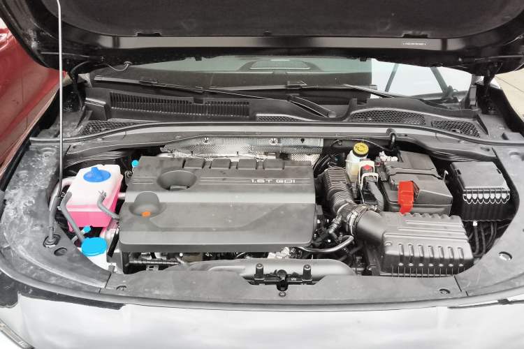 Used Chery Arrizo 8 2025 1.6T DCT Smart Engine Bay