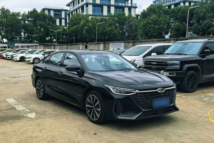 Used Chery Arrizo 8 2025 2.0T Automatic Yu+ Exterior 2
