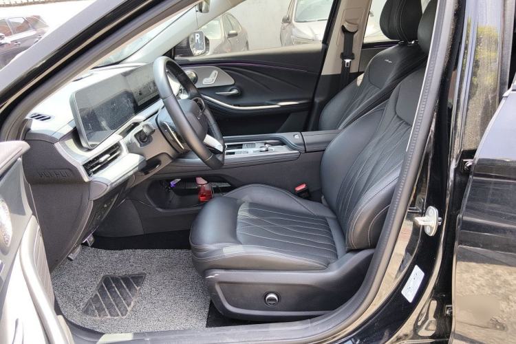 Used Chery Arrizo 8 2025 2.0T DCT Sport Left Front Seat