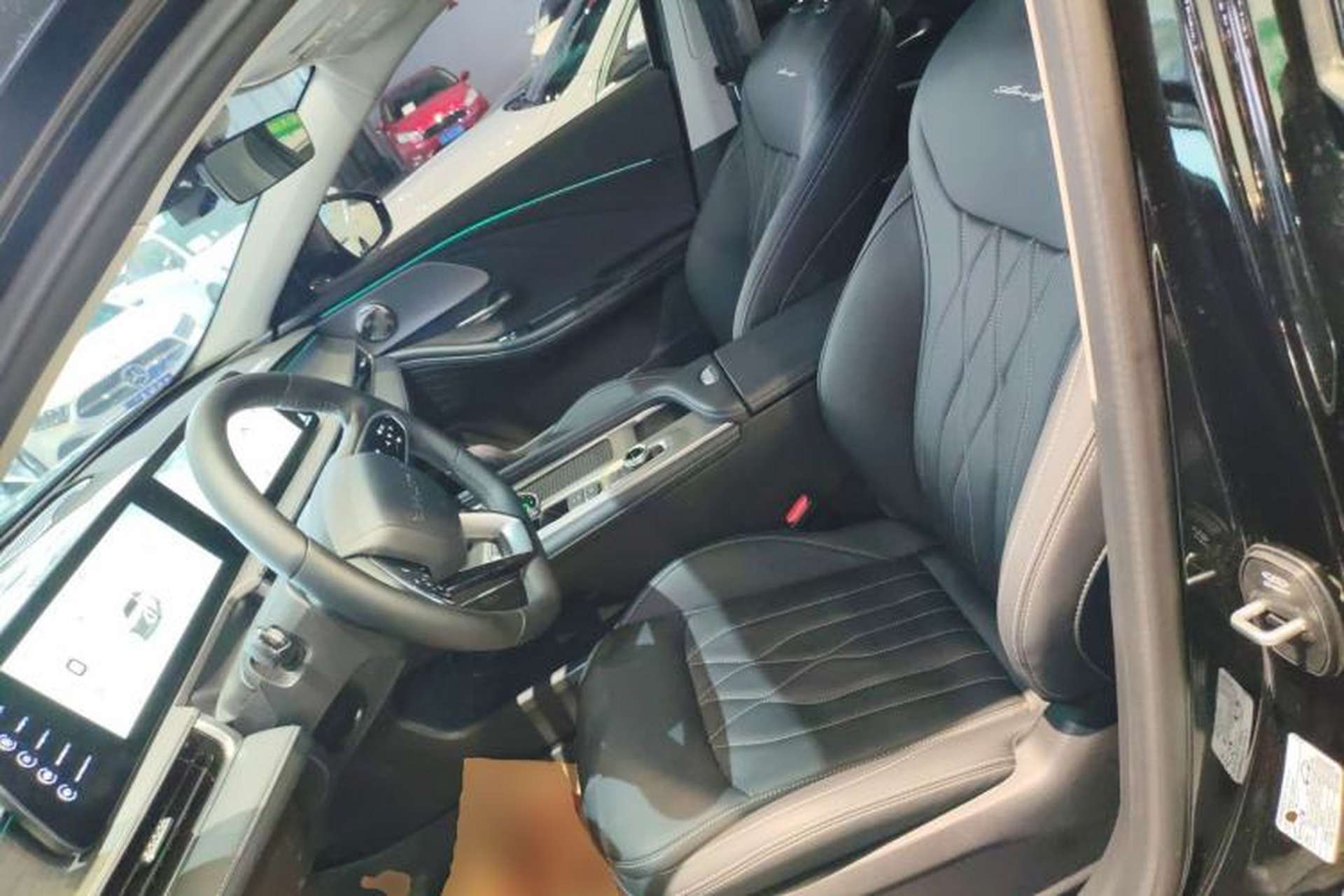 Used Chery Arrizo 8 2025 1.6T DCT Smart Left Front Seat