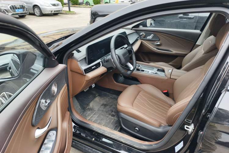 Used Chery Arrizo 8 2025 2.0T Automatic Yu+ Left Front Seat