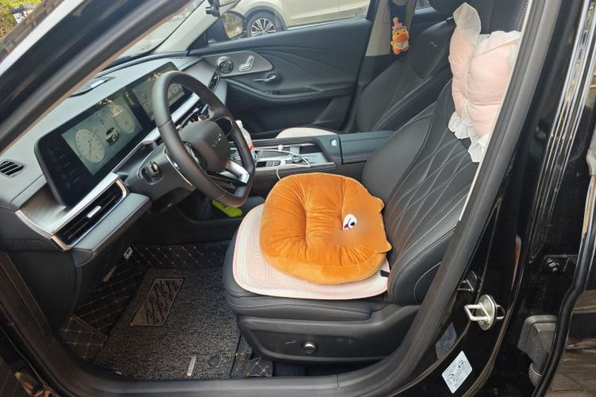 Used Chery Arrizo 8 2025 2.0T DCT Sport Left Front Seat