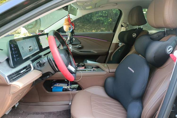 Used Chery Arrizo 8 2025 2.0T Automatic Yu+ Left Front Seat