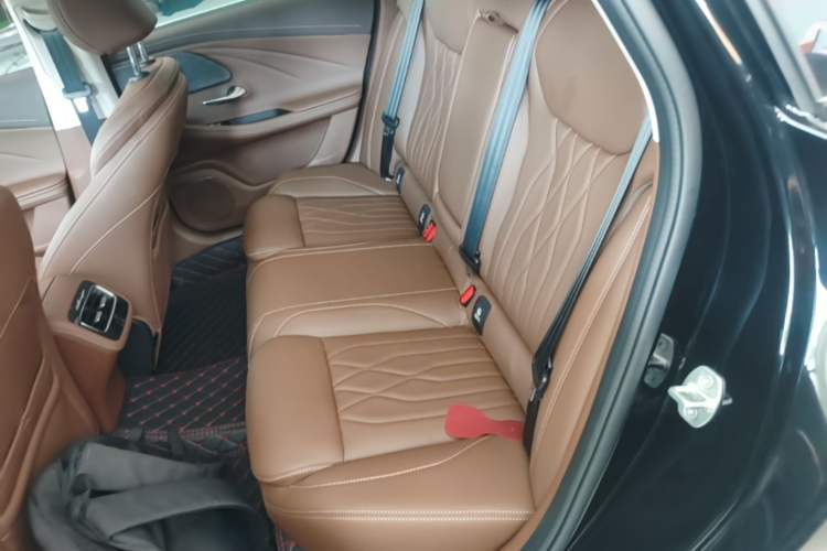 Used Chery Arrizo 8 2025 2.0T DCT Sport Left Rear Seat