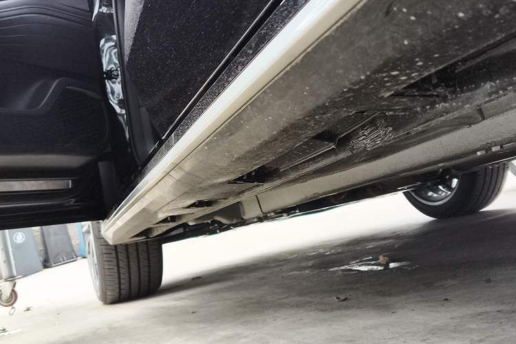 Used Chery Arrizo 8 2025 1.6T DCT Smart Left Side Sill