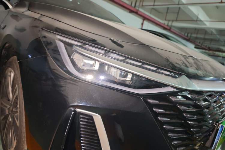 Used Chery Arrizo 8 2025 1.6T DCT Rui Right Front Headlight