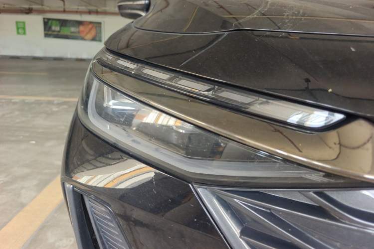 Used Chery Arrizo 8 2025 2.0T DCT Sport Right Front Headlight
