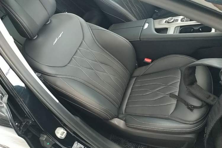 Used Chery Arrizo 8 2025 2.0T DCT Sport Right Front Seat