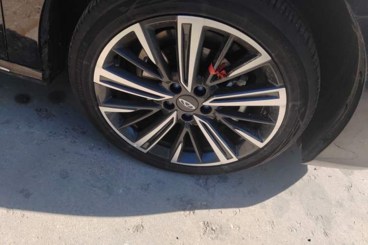 Used Chery Arrizo 8 2025 1.6T DCT Smart Right Front Wheel Hub