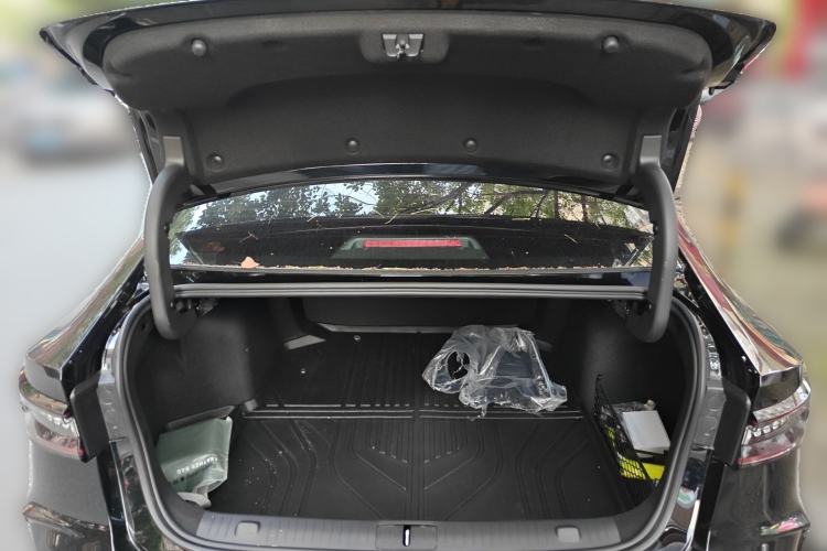 Used Chery Arrizo 8 2025 2.0T DCT Chii Trunk