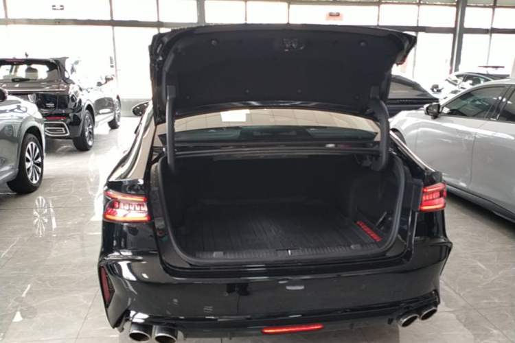 Used Chery Arrizo 8 2025 2.0T DCT Sport Trunk