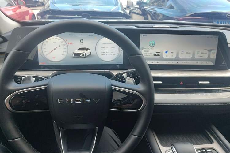 Used Chery Arrizo 8 2025 2.0T DCT Sport Center Console